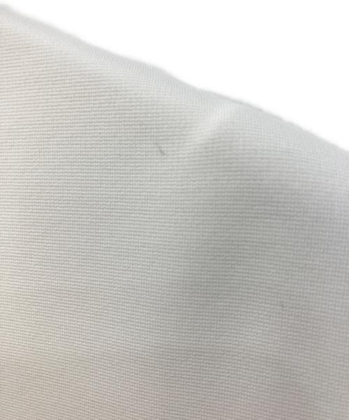 M-premierBLACK（エムプルミエブラック）M-premierBLACK (エムプルミエブラック) ポンチタックペプラムブラウス ホワイト サイズ:SIZE 36の古着・服飾アイテム