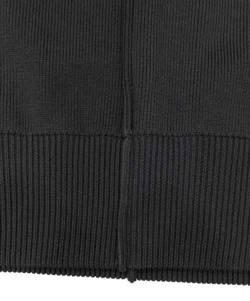 ELLIE（エリー）ELLIE (エリー) ボリュームスリーブショートニット ブラック サイズ:SIZE 1の古着・服飾アイテム