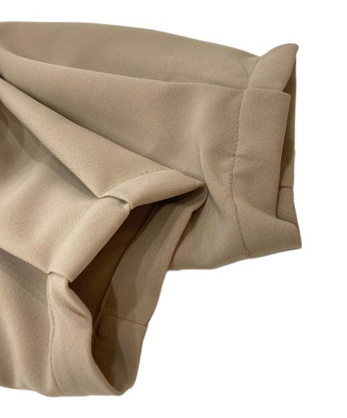 COLLAGE（コラージュ）COLLAGE (コラージュ) ワンピース ベージュ サイズ:Freeの古着・服飾アイテム