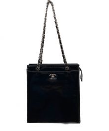 CHANEL（シャネル）の古着「ココマークパテントチェーンショルダーバッグ」｜ブラック