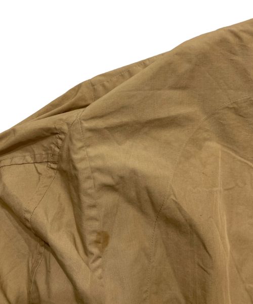 Champion（チャンピオン）Champion (チャンピオン) THE ROEHM-ROEHM CO. (ザ ローム-ローム コー) シューティングジャケット ベージュ サイズ:SIZE48の古着・服飾アイテム