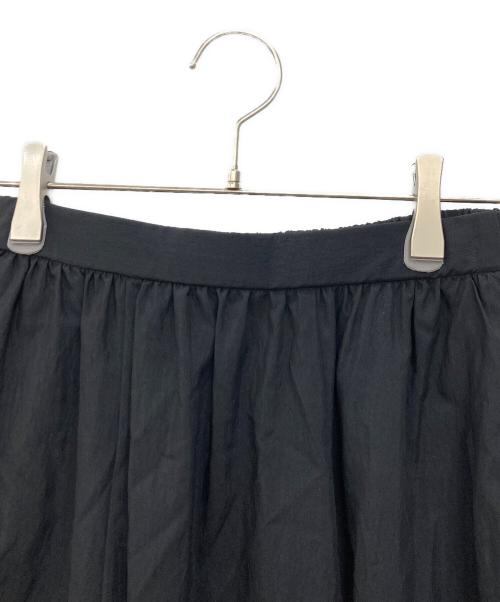 23区（ニジュウサンク）23区 (ニジュウサンク) 【洗える】ヴィンテージライトタフタ バルーン スカート ブラック サイズ:30（P3）の古着・服飾アイテム