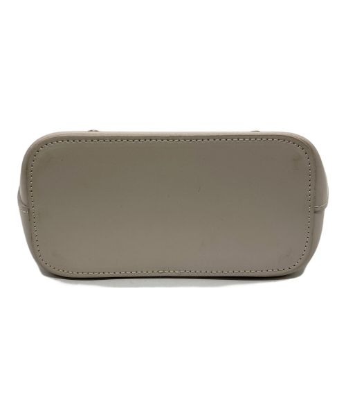 CHRISTIAN VILLA（クリスチャンヴィラ）CHRISTIAN VILLA (クリスチャンヴィラ) スタッズハンドルバッグ ベージュの古着・服飾アイテム