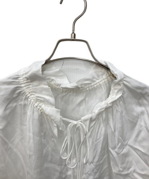 Noble（ノーブル）Noble (ノーブル) 2WAYストリングスラッフルLSブラウス ホワイト サイズ:Freeの古着・服飾アイテム