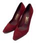 Salvatore Ferragamo（サルヴァトーレ フェラガモ）の古着「スウェードパンプス」｜レッド
