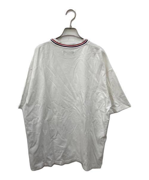 FRED PERRY（フレッドペリー）FRED PERRY (フレッドペリー) ワンポイント刺繍カットソー ホワイト サイズ:Lの古着・服飾アイテム