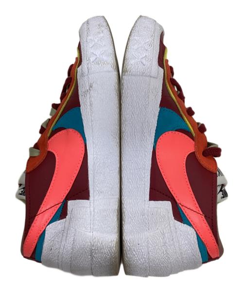 NIKE（ナイキ）NIKE (ナイキ) sacai (サカイ) KAWS (カウズ) BRAZER LOW レッド サイズ:26㎝の古着・服飾アイテム