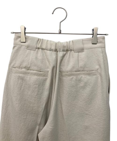 Spick and Span（スピック＆スパン）Spick and Span (スピックアンドスパン) ポリエステルツイルタックパンツ ベージュ サイズ:36の古着・服飾アイテム