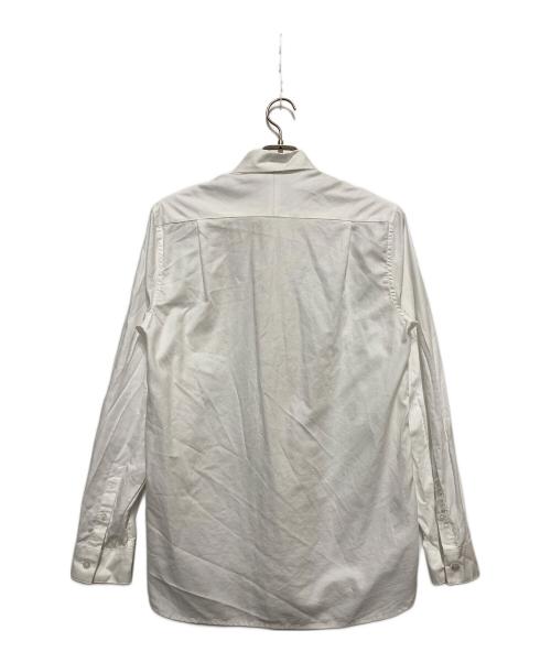 FRED PERRY（フレッドペリー）FRED PERRY (フレッドペリー) ワンポイント刺繍シャツ ホワイト サイズ:Sの古着・服飾アイテム