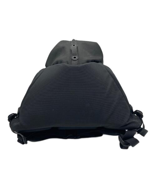 ARC'TERYX（アークテリクス）ARC'TERYX (アークテリクス) Arro 16 Backpack ブラックの古着・服飾アイテム