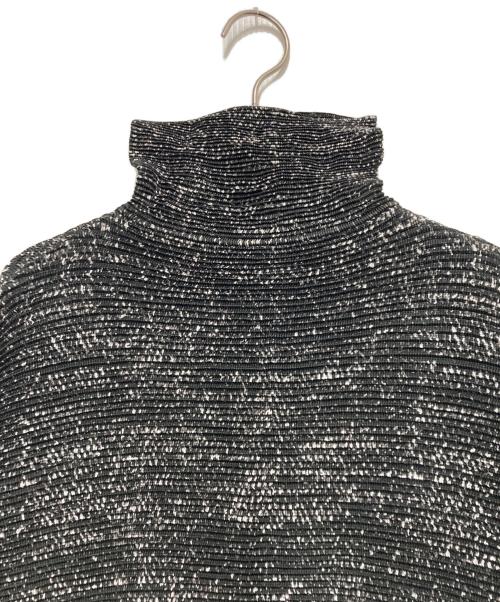 SPECCHIO（スペッチオ）SPECCHIO (スペッチオ) プリーツカットソー ブラック サイズ:SIZE 40の古着・服飾アイテム