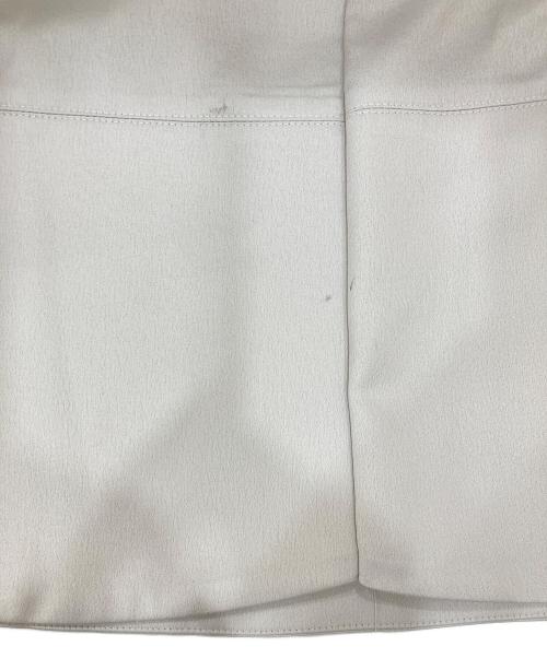 FRAY ID（フレイ アイディー）FRAY ID (フレイ アイディー) サテンフレアスカート ベージュ サイズ:SIZE 0の古着・服飾アイテム