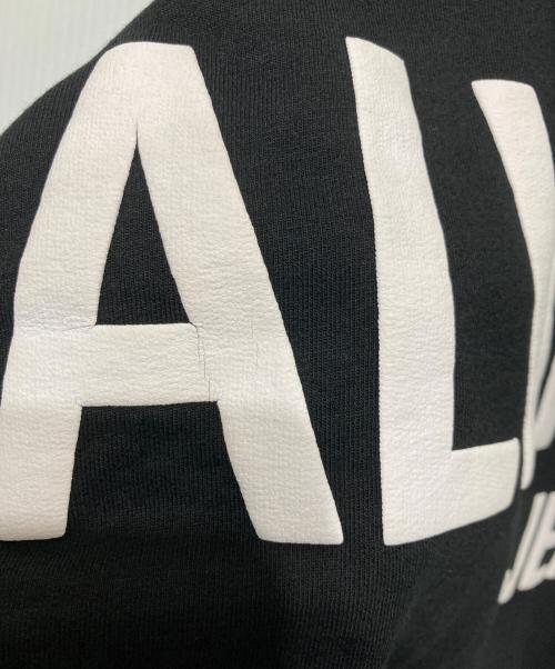 Calvin Klein Jeans（カルバンクラインジーンズ）Calvin Klein Jeans (カルバンクラインジーンズ) プルオーバーパーカー ブラック サイズ:Ⅿの古着・服飾アイテム