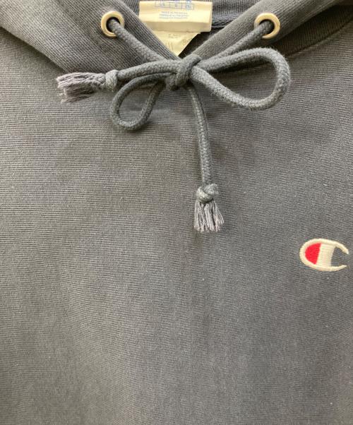 Champion REVERSE WEAVE（チャンピオン リバース ウィーブ）Champion REVERSE WEAVE (チャンピオン リバース ウィーブ) プルオーバーパーカー インディゴ サイズ:Lの古着・服飾アイテム