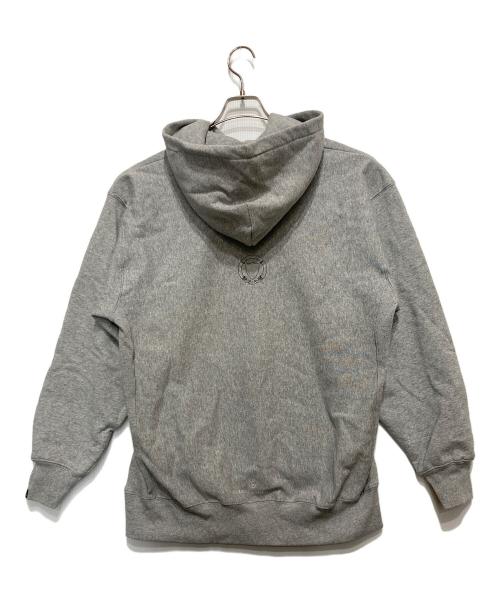 FRAGMENT DESIGN（フラグメントデザイン）FRAGMENT DESIGN (フラグメントデザイン) FRGMT UNV SWEAT HOODIE E グレー サイズ:XLの古着・服飾アイテム