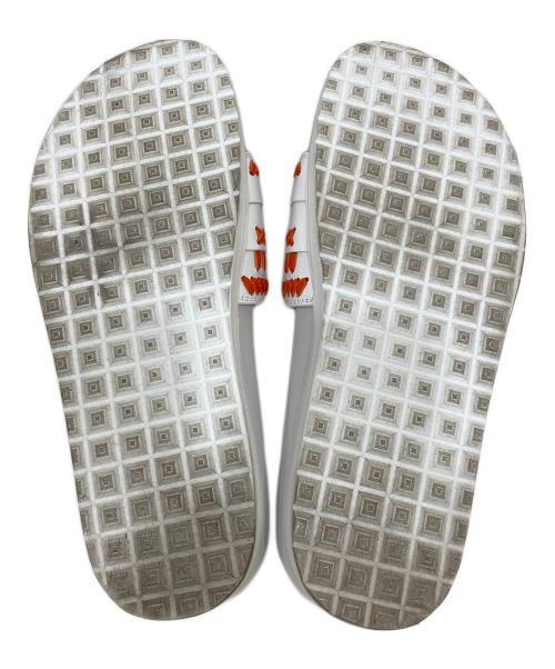 BUSCEMI（ブシェミ）BUSCEMI (ブシェミ) フラットサンダル ホワイト サイズ:SIZE 40の古着・服飾アイテム