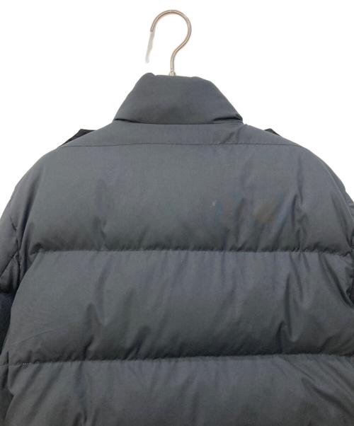 MONCLER（モンクレール）MONCLER (モンクレール) リバーシブルダウンジャケット ブラック×カーキ サイズ:SIZE 2の古着・服飾アイテム