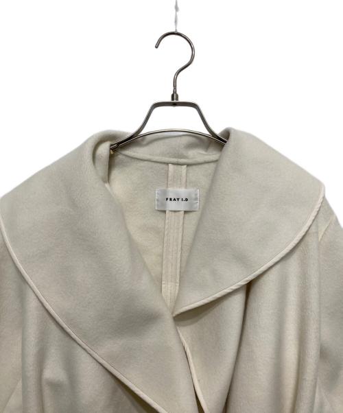FRAY ID（フレイ アイディー）FRAY ID (フレイ アイディー) ショールカラーショートリバーコート ホワイト サイズ:FREEの古着・服飾アイテム
