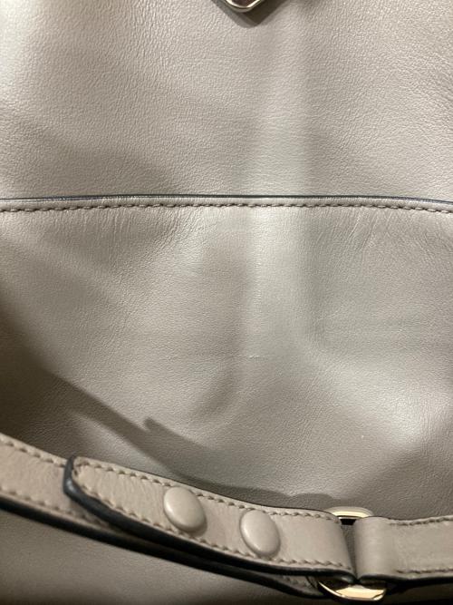 PRADA（プラダ）PRADA (プラダ) レザー2WAYショルダーバッグ グレーの古着・服飾アイテム