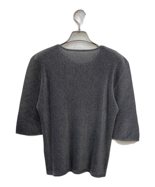 PLEATS PLEASE（プリーツプリーズ）PLEATS PLEASE (プリーツプリーズ) 細プリーツTシャツ グレー サイズ:3の古着・服飾アイテム