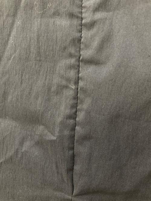 ETRE TOKYO（エトレトウキョウ）ETRE TOKYO (エトレトウキョウ) ハイネックノースリーブトップス ネイビー サイズ:Freeの古着・服飾アイテム