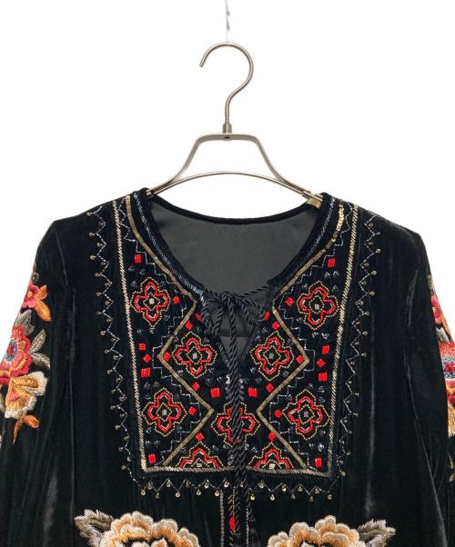 GRACE CONTINENTAL（（グレースコンチネンタル）GRACE CONTINENTAL (（グレースコンチネンタル) キカフラワーロングワンピース2 ブラック サイズ:Sの古着・服飾アイテム