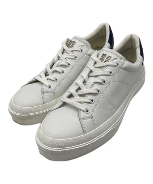 GIVENCHY（ジバンシィ）GIVENCHY (ジバンシィ) ローカットスニーカー ホワイト サイズ:SIZE 42の古着・服飾アイテム