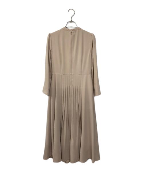 CELFORD（セルフォード）CELFORD (セルフォード) ボウタイプリーツワンピース ベージュ サイズ:SIZE 36の古着・服飾アイテム