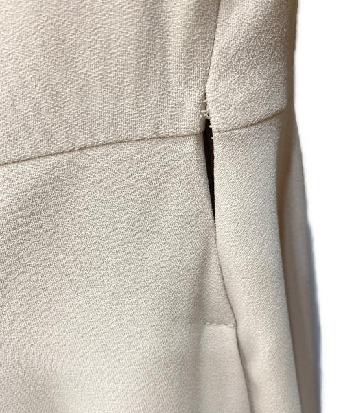 CELFORD（セルフォード）CELFORD (セルフォード) ボウタイプリーツワンピース ベージュ サイズ:SIZE 36の古着・服飾アイテム