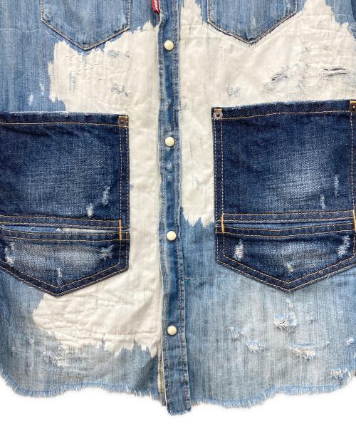 DSQUARED2（ディースクエアード）DSQUARED2 (ディースクエアード) 再構築ダメージデニムシャツ/パッチワーク/リメイク/長袖シャツ インディゴ サイズ:SIZE 42の古着・服飾アイテム