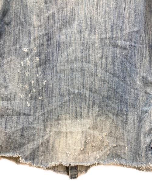 DSQUARED2（ディースクエアード）DSQUARED2 (ディースクエアード) 再構築ダメージデニムシャツ/パッチワーク/リメイク/長袖シャツ インディゴ サイズ:SIZE 42の古着・服飾アイテム