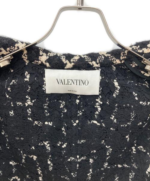 VALENTINO（ヴァレンティノ）VALENTINO (ヴァレンティノ) ショート丈ツイードジャケット ブラック サイズ:SIZE46の古着・服飾アイテム