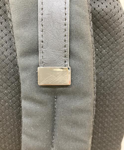 untrack（アントラック）UNTRACK (アントラック) CITYベンタイルバックパック ブラックの古着・服飾アイテム