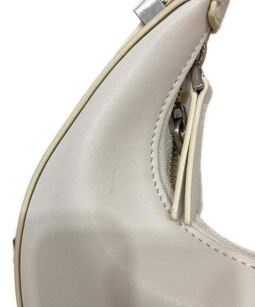 osoi（オソイ）OSOI (オソイ) レザートップハンドルバッグ ホワイトの古着・服飾アイテム