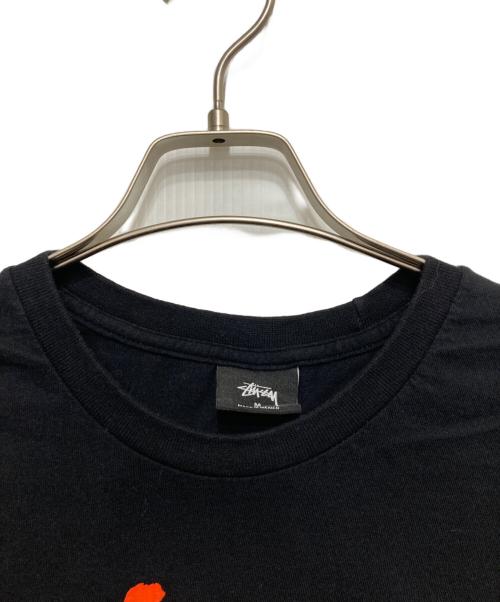 stussy（ステューシー）stussy (ステューシー) ワールドツアー×スカルロゴTシャツ ブラック サイズ:Mの古着・服飾アイテム