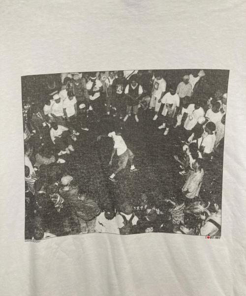 stussy（ステューシー）stussy (ステューシー) バックフォトプリントTシャツ ホワイト サイズ:XLの古着・服飾アイテム