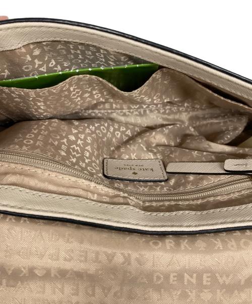 Kate Spade（ケイトスペード）Kate Spade (ケイトスペード) ショルダーバッグ ホワイト×ブラックの古着・服飾アイテム