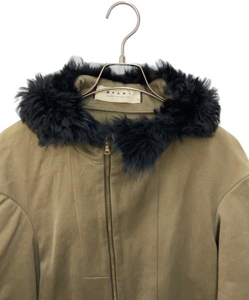 MARNI（マルニ）MARNI (マルニ) ラムファーフーデッドコート　 カーキ サイズ:40の古着・服飾アイテム