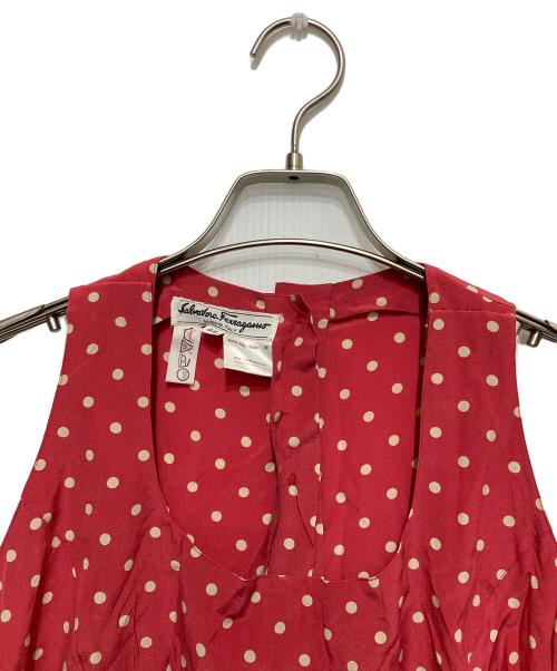 Salvatore Ferragamo（サルヴァトーレ フェラガモ）Salvatore Ferragamo (サルヴァトーレ フェラガモ) ノースリーブブラウス レッド サイズ:SIZE42の古着・服飾アイテム