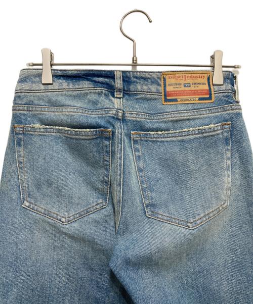 DIESEL（ディーゼル）DIESEL (ディーゼル) ブーツカットジーンズ インディゴ サイズ:Ｗ25の古着・服飾アイテム