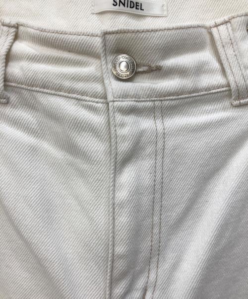 Snidel（スナイデル）Snidel (スナイデル) タックワイドデニムパンツ ホワイト サイズ:SIZE 1の古着・服飾アイテム