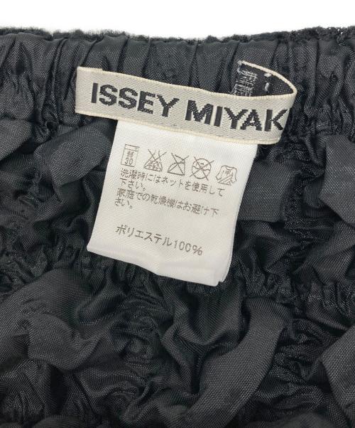 ISSEY MIYAKE（イッセイミヤケ）ISSEY MIYAKE (イッセイミヤケ) イージースカート ブラック サイズ:SIZE 2の古着・服飾アイテム