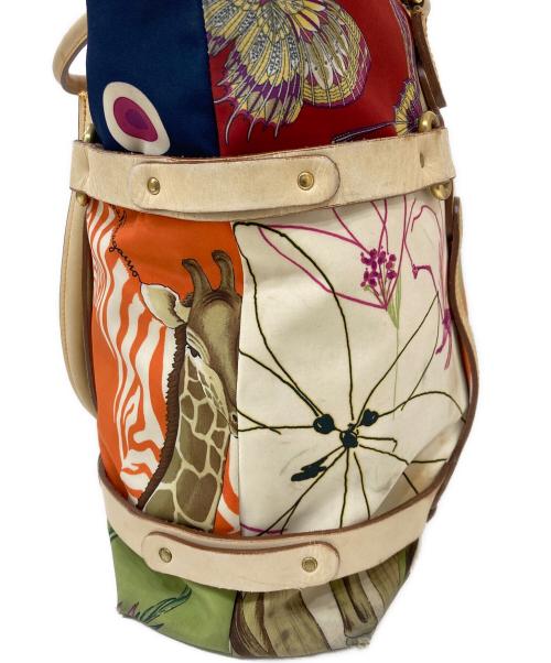 Salvatore Ferragamo（サルヴァトーレ フェラガモ）Salvatore Ferragamo (サルヴァトーレ フェラガモ) 総柄バック マルチカラーの古着・服飾アイテム