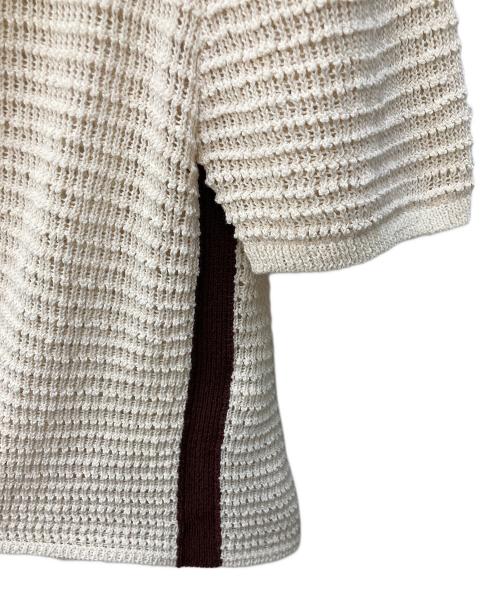 6(ROKU) BEAUTY&YOUTH（ロク ビューティーアンドユース）6(ROKU) BEAUTY&YOUTH (ロク ビューティーアンドユース) メッシュラインニット アイボリー サイズ:なしの古着・服飾アイテム