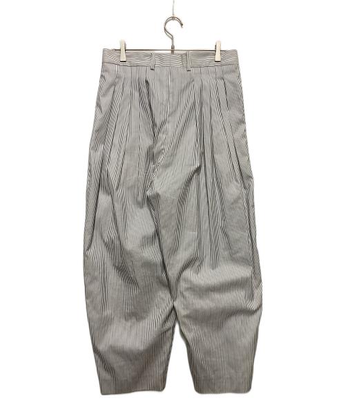Hed Mayner（ヘド メイナー）Hed Mayner (ヘド メイナー) ストライププリーツパンツ ブルー×ホワイト サイズ:Ⅿの古着・服飾アイテム