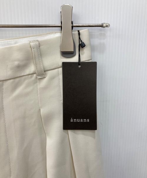 anuans（アニュアンス）anuans (アニュアンス) ツータックワイドパンツ ホワイト サイズ:Mの古着・服飾アイテム