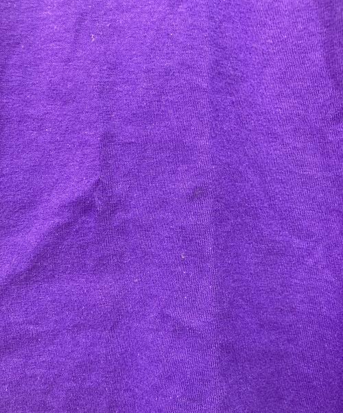 GOD SELECTION XXX（ゴッドセレクショントリプルエックス）GOD SELECTION XXX (ゴッドセレクショントリプルエックス) WIND AND SEA (ウィンダンシー) コラボTシャツ パープル サイズ:Mの古着・服飾アイテム