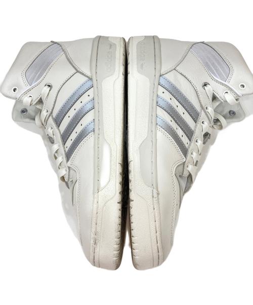 adidas（アディダス）adidas (アディダス) Rivalry HI Consortium ホワイト サイズ:SIZE 27cmの古着・服飾アイテム