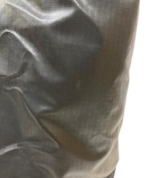 pacsafe（パックセーフ）pacsafe (パックセーフ) ドライライト30Lトート ブラックの古着・服飾アイテム