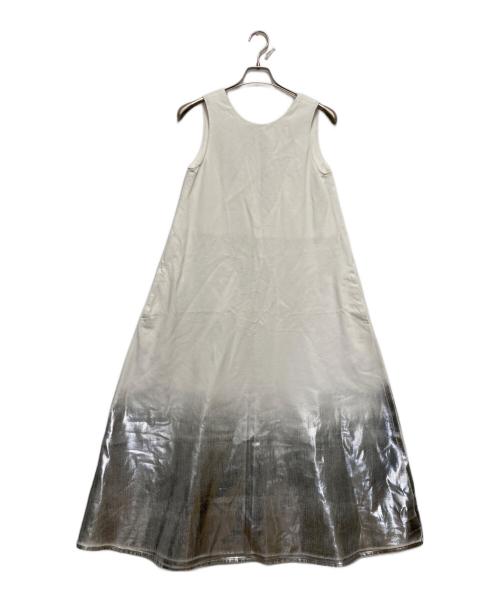 MECRE（メクル）MECRE (メクル) コーティングデニムノースリーブワンピース ホワイト サイズ:Ⅿの古着・服飾アイテム